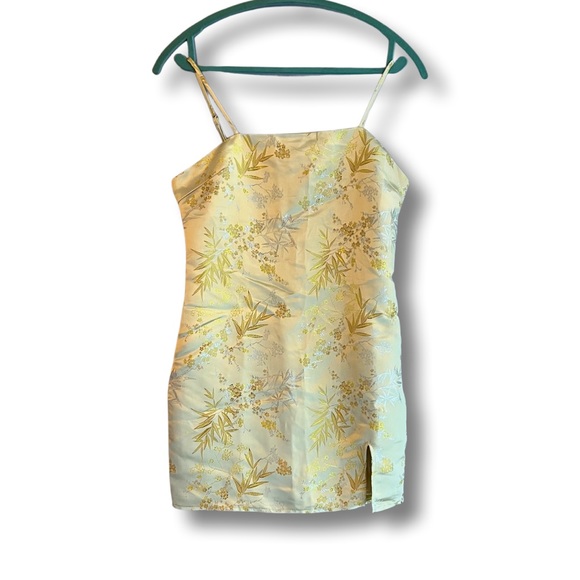NWT| Jacquard yellow dress 👗 | Forever 21 Women’s Size_S

22 - Picture 13 of 15